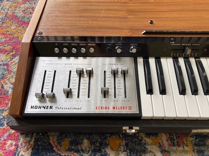 Hohner-String Melody 2 (Rebadged Logan)